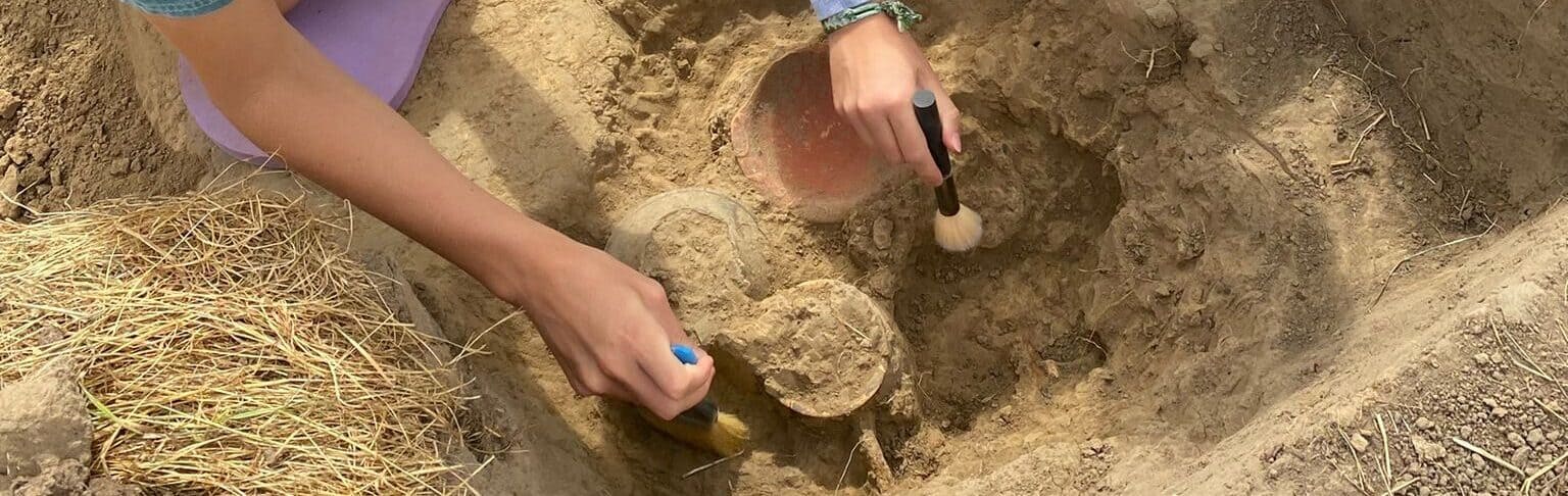 Supra Lemanem 1 (2022) – a high status burial in a civilian settlement